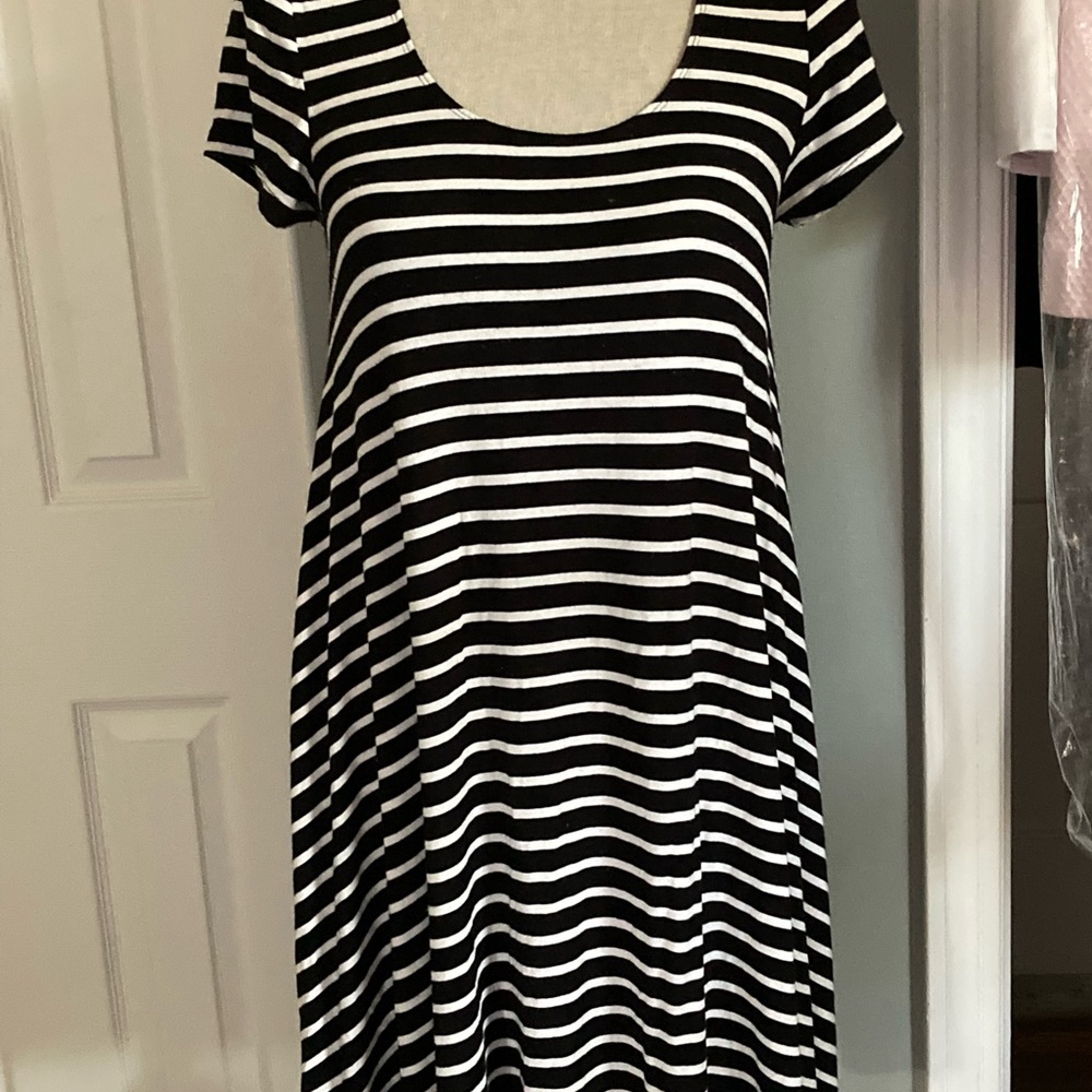 Black/White T-Shirt Dress